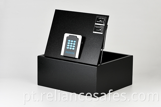 Digital safe with handle for home